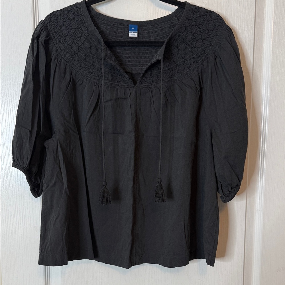 Old Navy Puff Sleeve Tie Front Swing Top Black XL